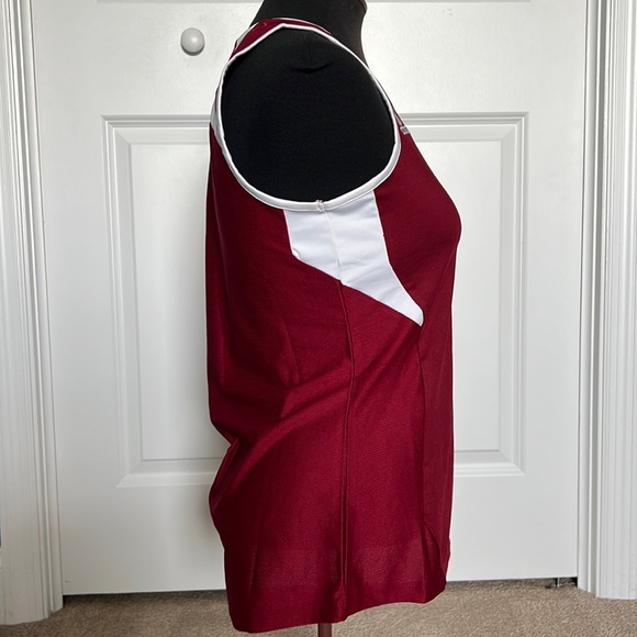 EUC Womens Adidas Climalite Size Medium Maroon Sports Tank Top - Picture 3 of 8